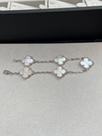 [⭐Miroze ]New CLOVER WHITE PEARL MOP 5 MOTIF BRACELET COLLECTION