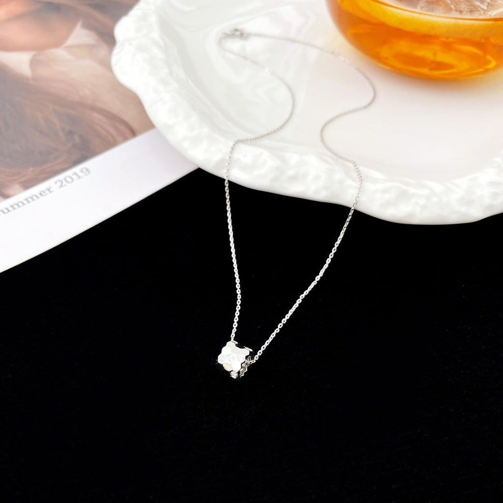 ⭐Miroze BEE MINI PEDANT DIAMOND NECKLACE