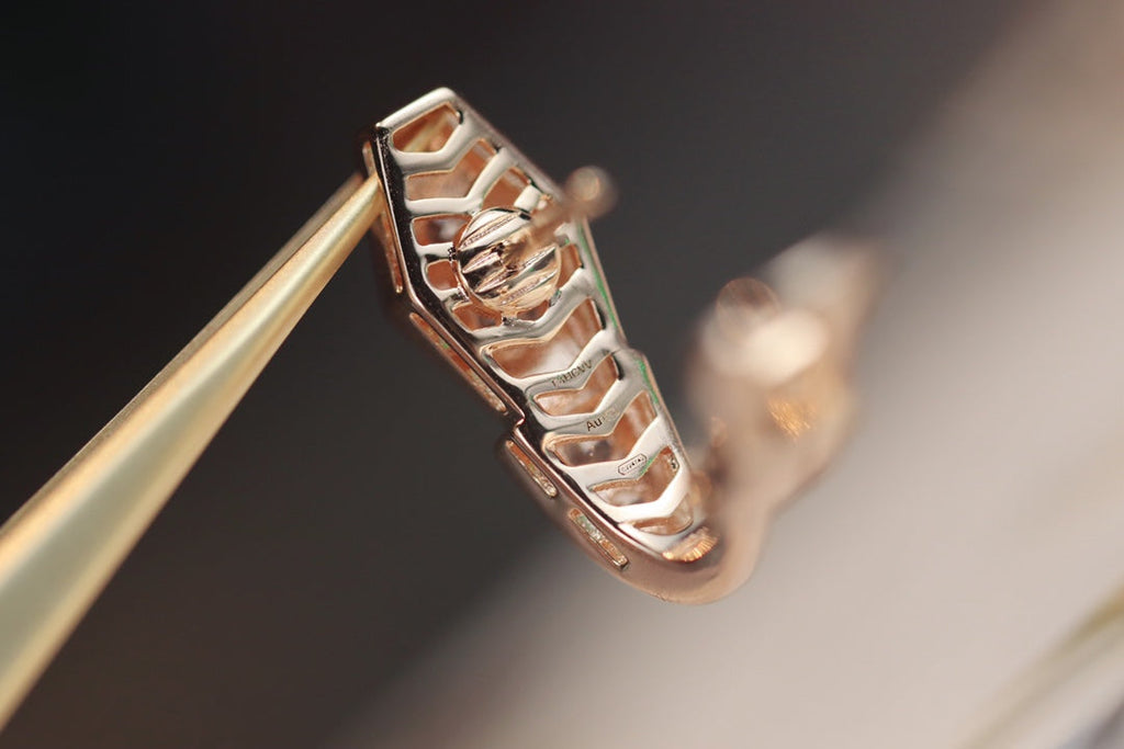 [⭐Veya]SERPENT PINK GOLD DIAMOND EARRINGS