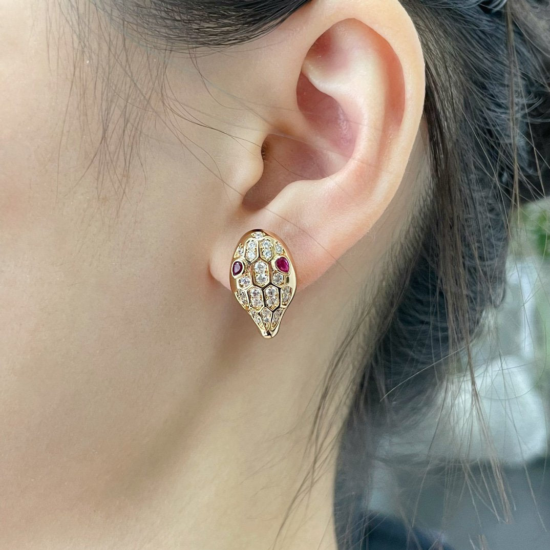 [⭐Veya]SERPENT DIAMOND STUD EARRINGS