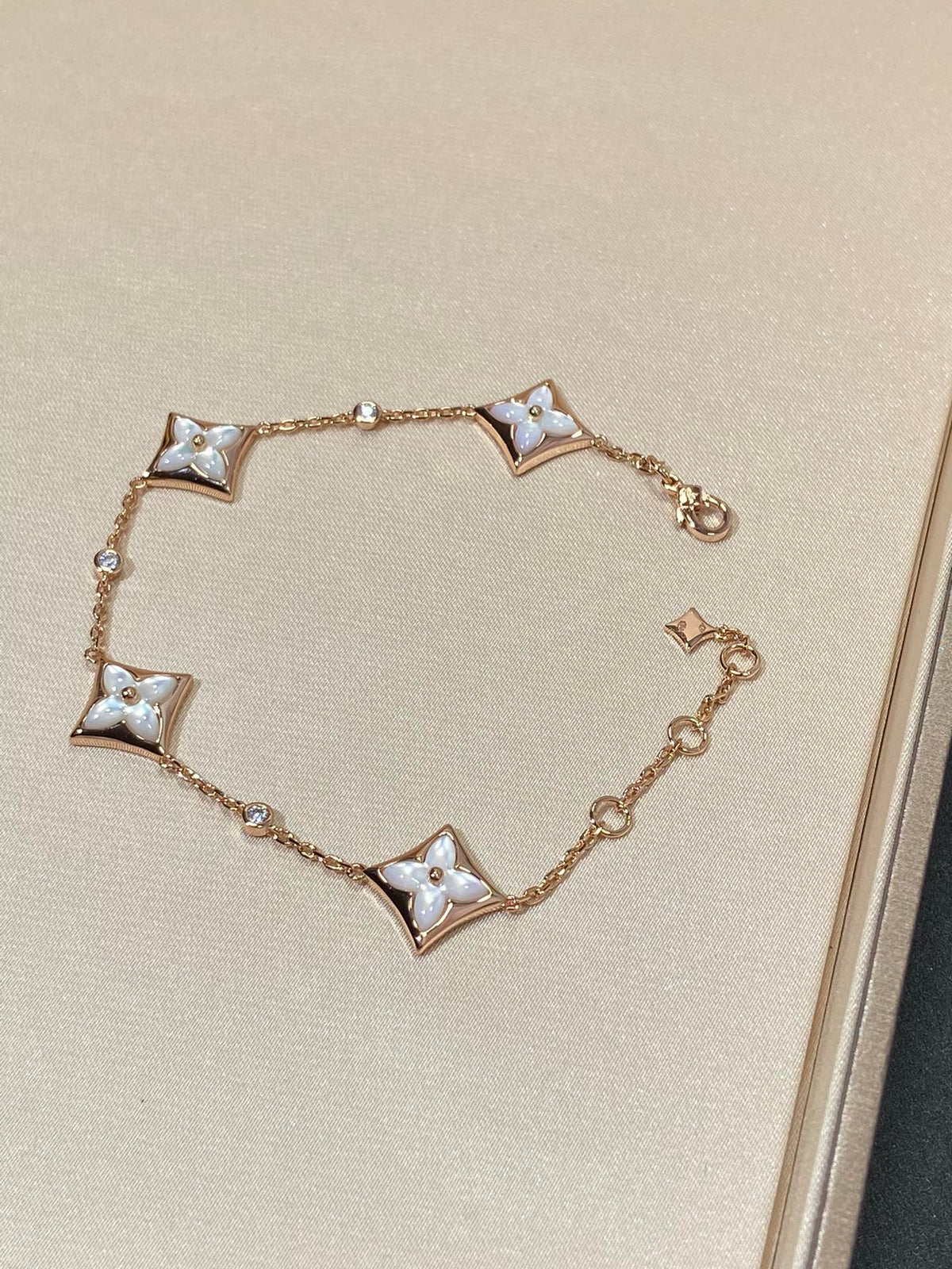 [⭐Miroze]STAR 4 MOTIF MOP DIAMOND PINK GOLD BRACELET
