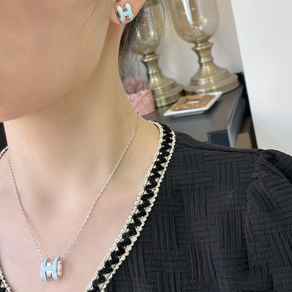 ⭐Miroze POP H SKY BLUE NECKLACE
