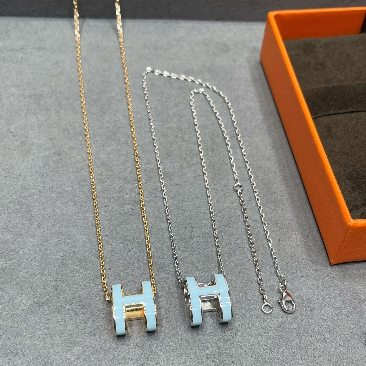 ⭐Miroze POP H SKY BLUE NECKLACE