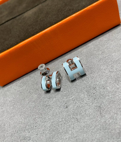 [⭐Miroze]POP H スカイブルー スタッドピアス