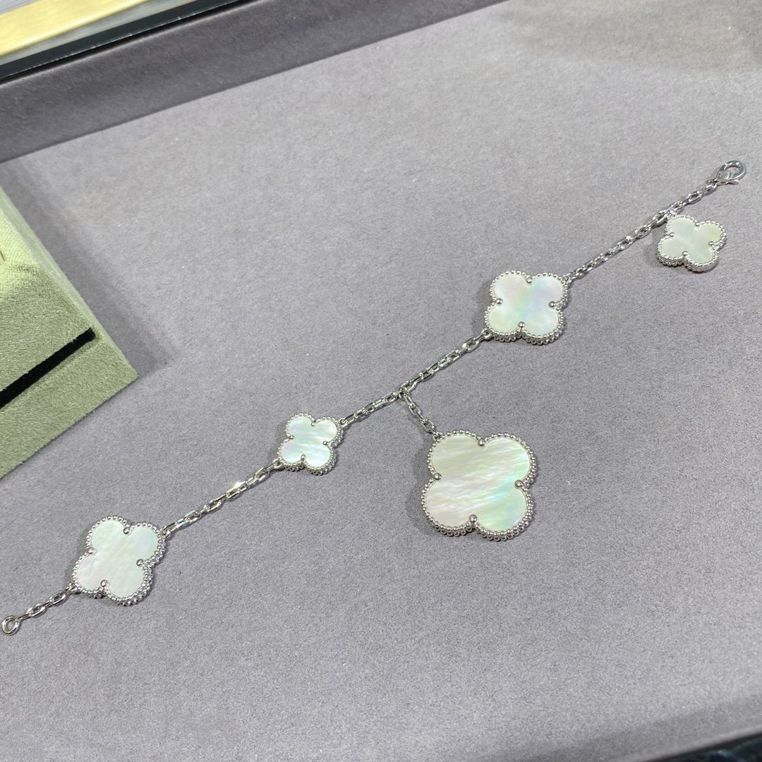 [⭐Miroze]CLOVER 5 MOTIF WHITE MOP SILVER BRACELET