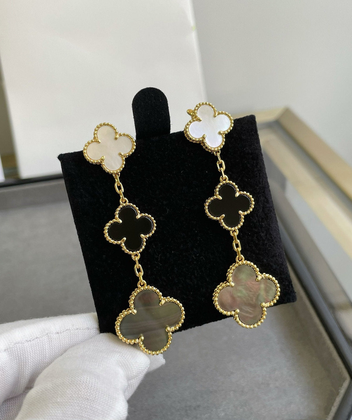⭐Miroze CLOVER 3 MOTIF MOP ONYX DARK MOP PINK GOLD EARRINGS