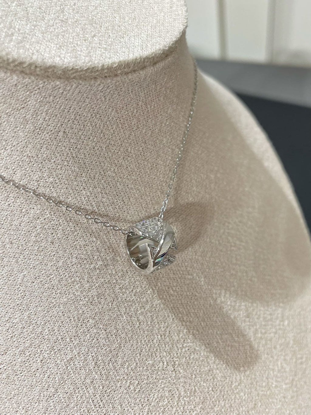 ⭐Miroze LIENS EVIDENCE DIAMOND PAVED NECKLACE