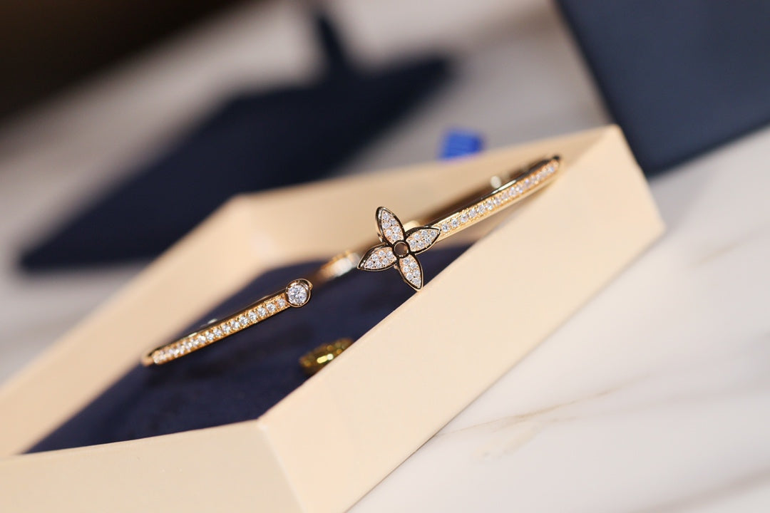 [⭐Miroze]IDYLLE GOLD OPEN BRACELET DIAMOND PAVED