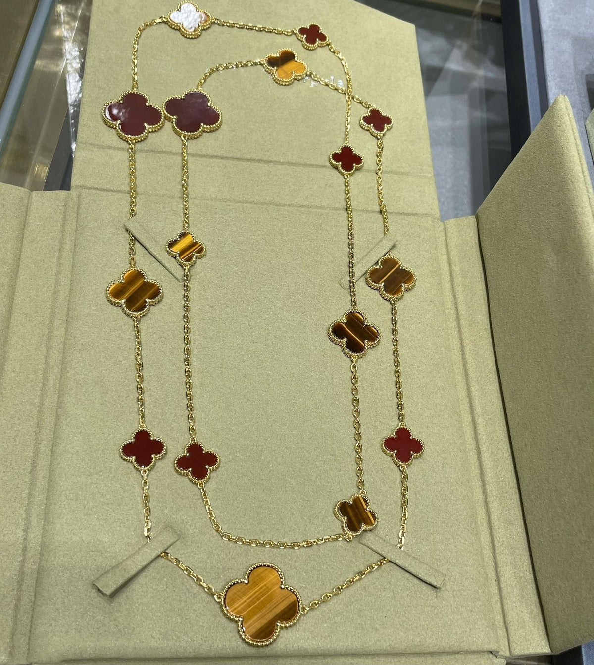 ⭐Miroze CLOVER 16 MOTIF CARNELIAN TIGER EYE ROSE GOLD NECKLACE