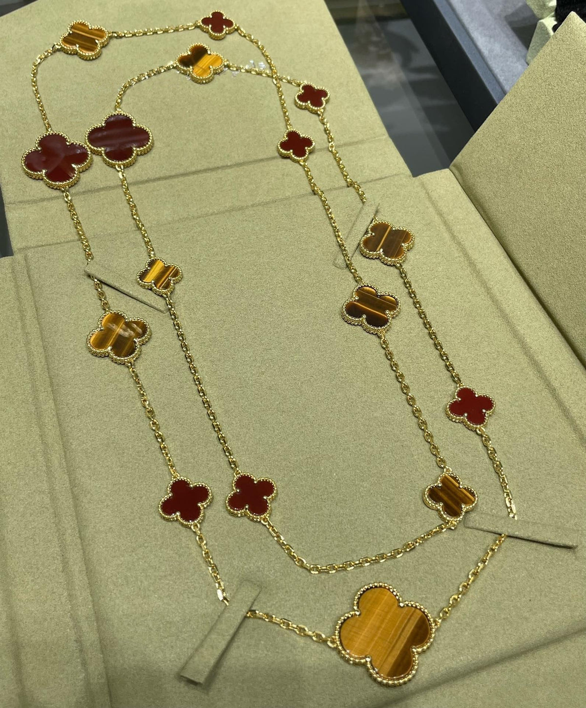 ⭐Miroze CLOVER 16 MOTIF CARNELIAN TIGER EYE ROSE GOLD NECKLACE