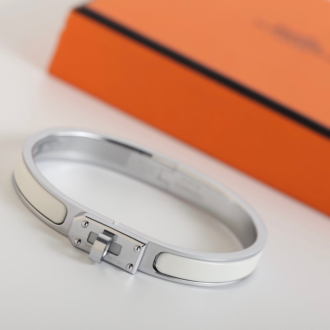 ⭐Miroze HM KELLY WHITE BRACELET