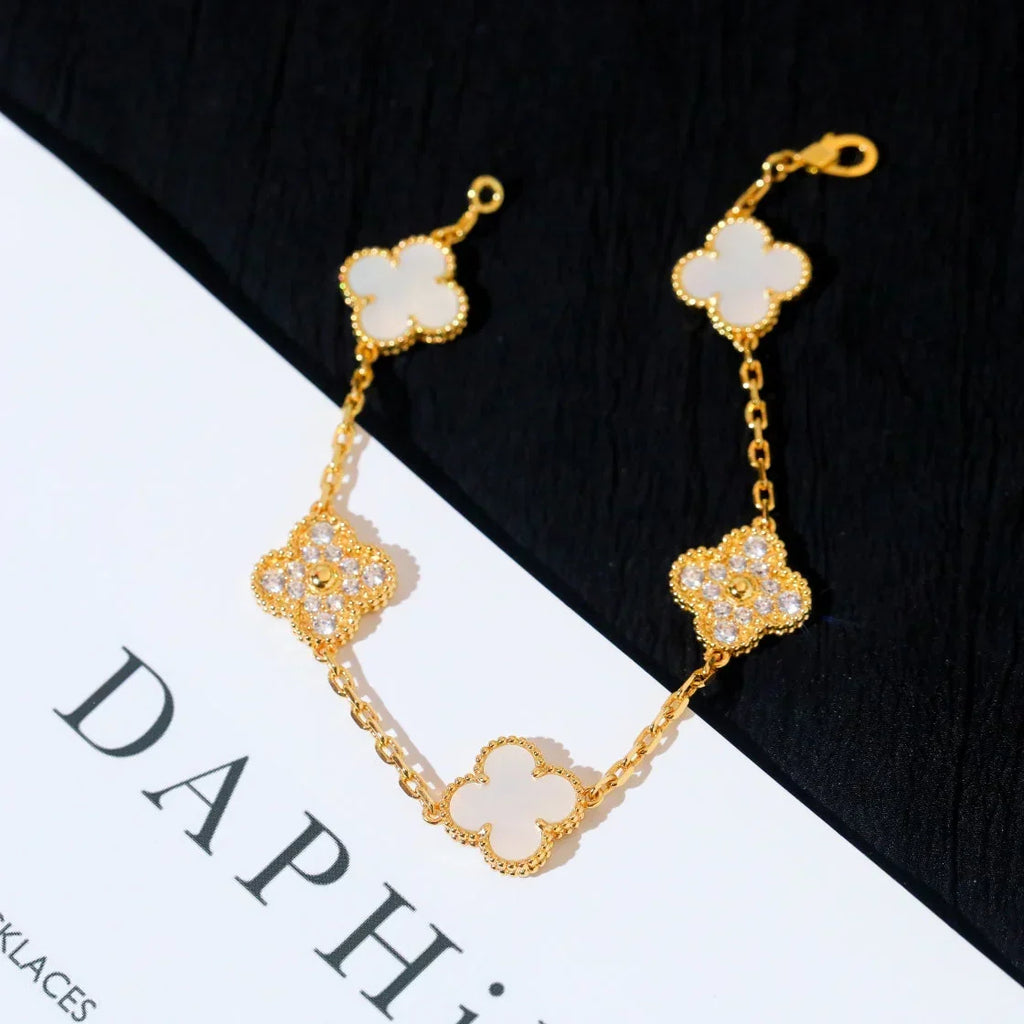 [⭐Miroze ]New CLOVER WHITE PEARL MOP 5 MOTIF BRACELET COLLECTION