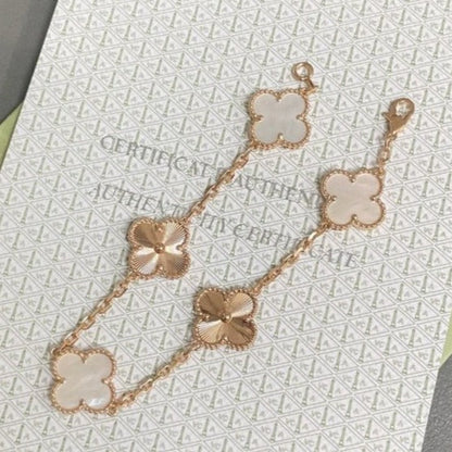 [⭐Miroze]CLOVER WHITE PEARL MOP 5 MOTIF BRACELET COLLECTION
