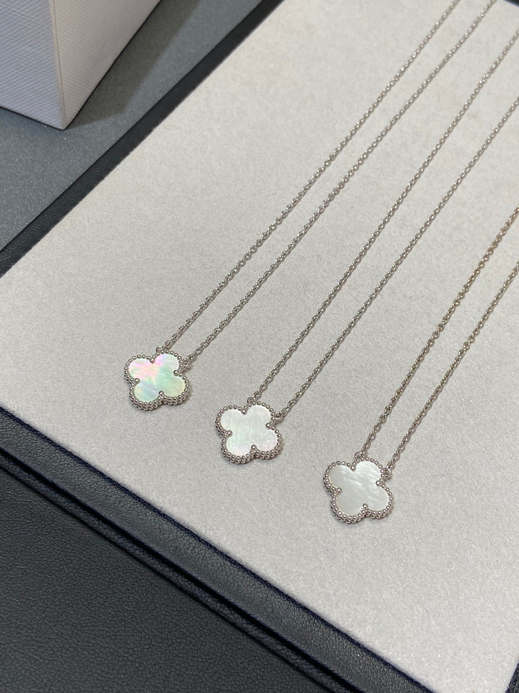 ⭐Miroze CLOVER MEDIUM SILVER WHITE MOP NECKLACE
