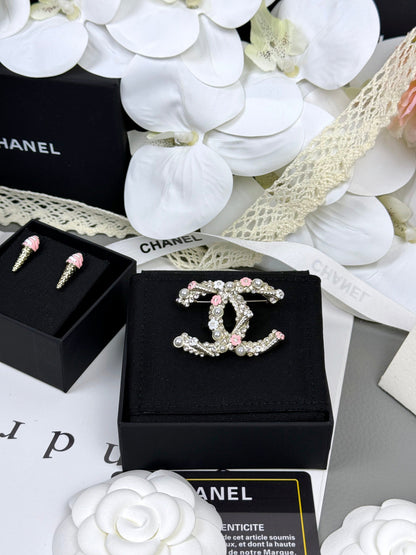 [⭐Miroze]26C Pink-White Enamel Ice Cream Cone Double C Brooch