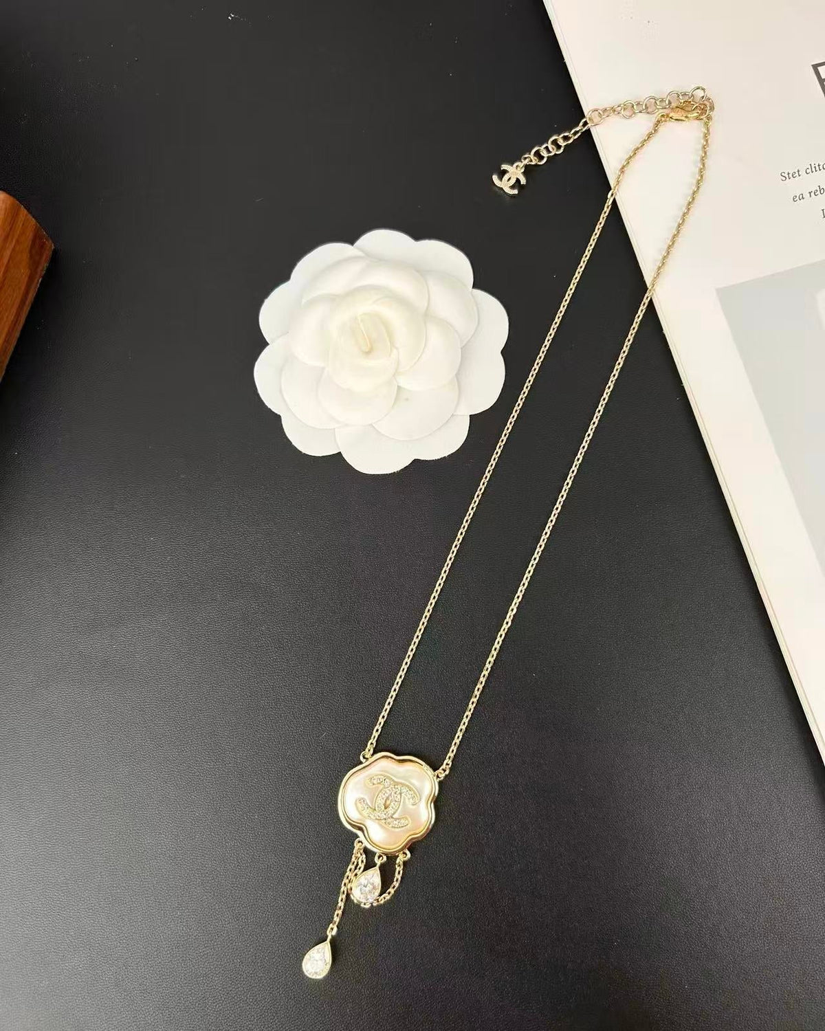 [⭐Miroze]Cloud Pearl Mother-of-Pearl Diamond Chain Pendant Necklace