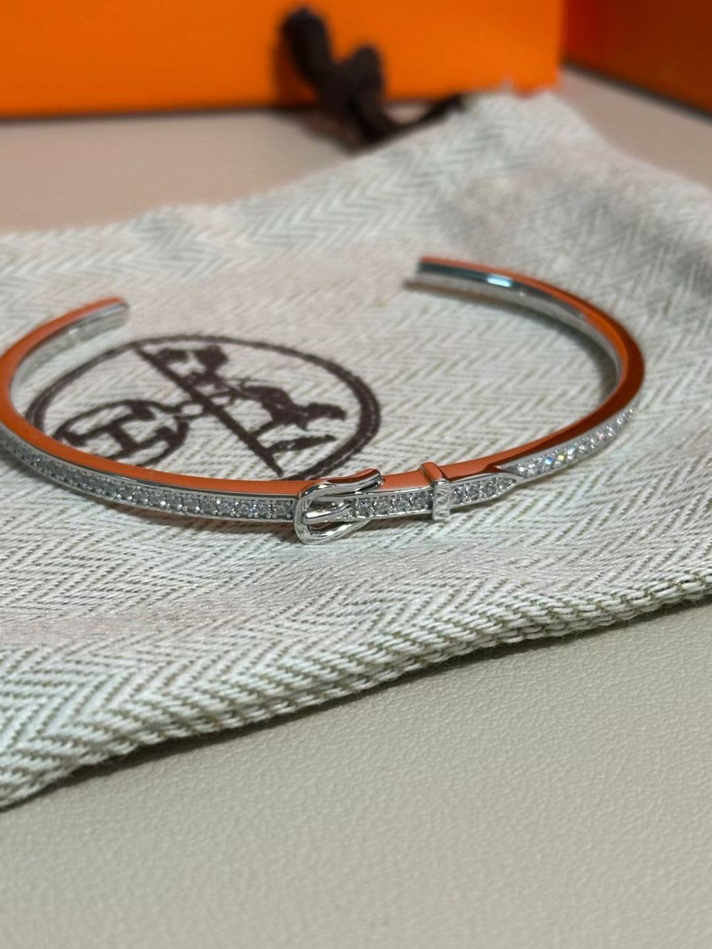 [⭐Miroze ] DIAMOND-ENCRUSTED BRACELET THREE COLORS
