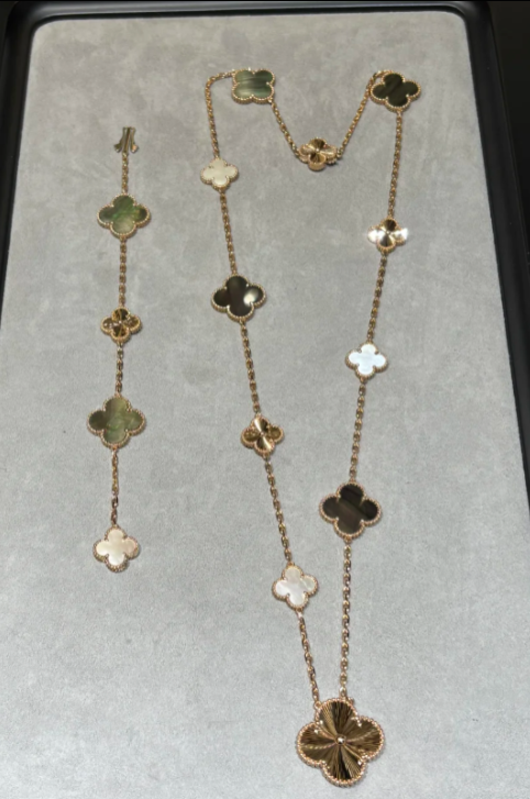 [⭐Miroze]DETACHABLE CLOVER 15(11+4) FLOWER SILVER NECKLACE SET