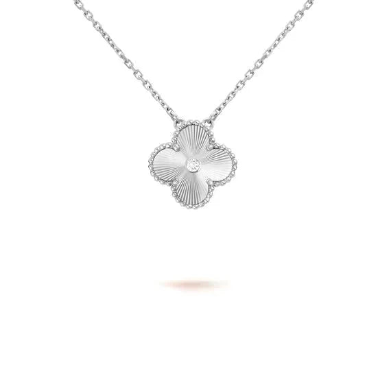 ⭐Miroze CLOVER  15MM DIAMOND LASER NECKLACE SILVER