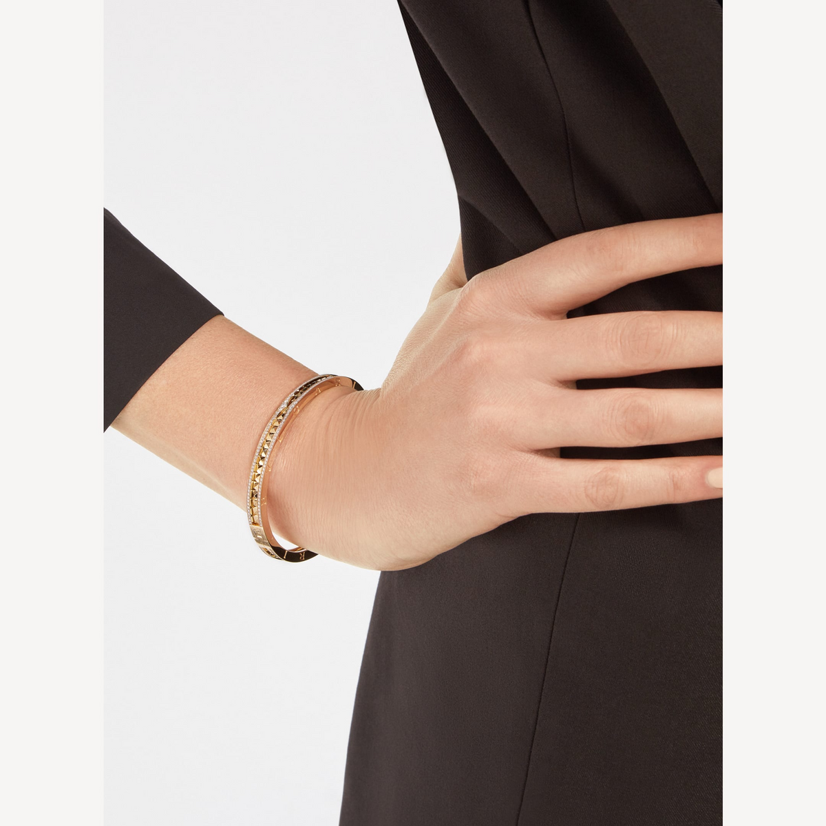 [⭐Veya]ZERO 1 SPIRAL AND PAVED DIAMOND GOLD BRACELET