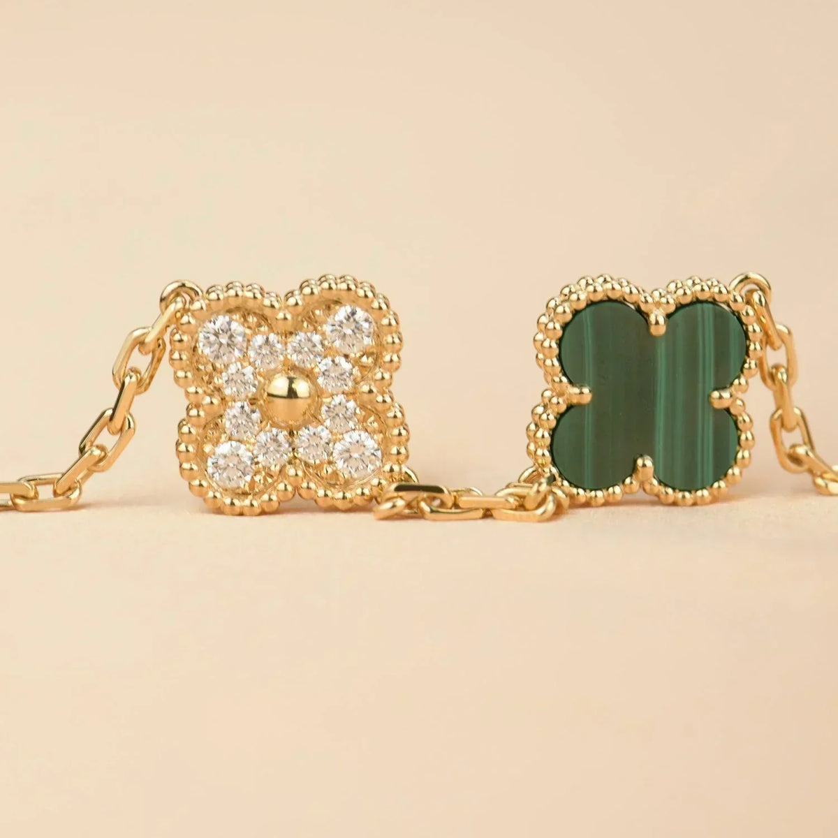 [⭐Miroze ]New  CLOVER 5 MOTIF MALACHITE BRACELET COLLECTION