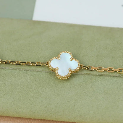 [⭐Miroze]CLOVER WHITE PEARL MOP 5 MOTIF BRACELET COLLECTION
