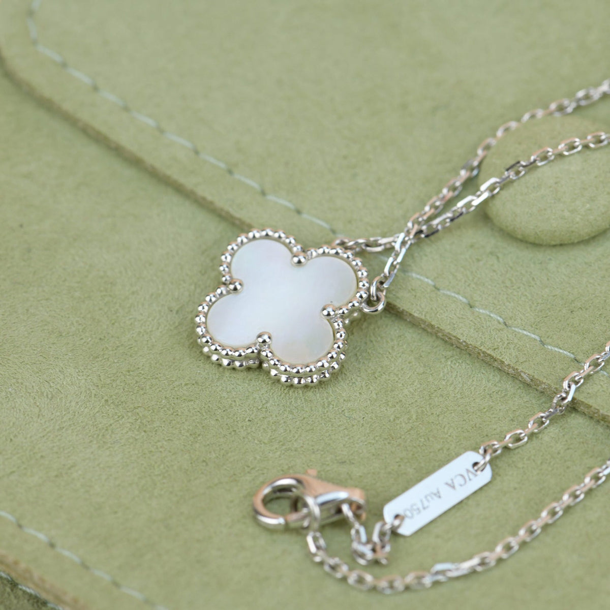 [⭐Miroze]CLOVER  15MM WHITE MOTHER-OF-PEARL SILVER