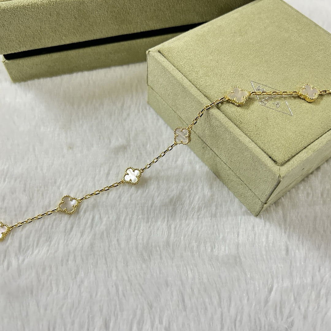 [⭐Miroze]CLOVER 6 MOTIF WHITE MOP BRACELET