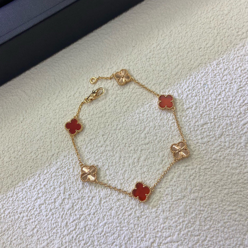 [⭐Miroze ]CLOVER 6 MOTIF RED AGATE LASER BRACELET