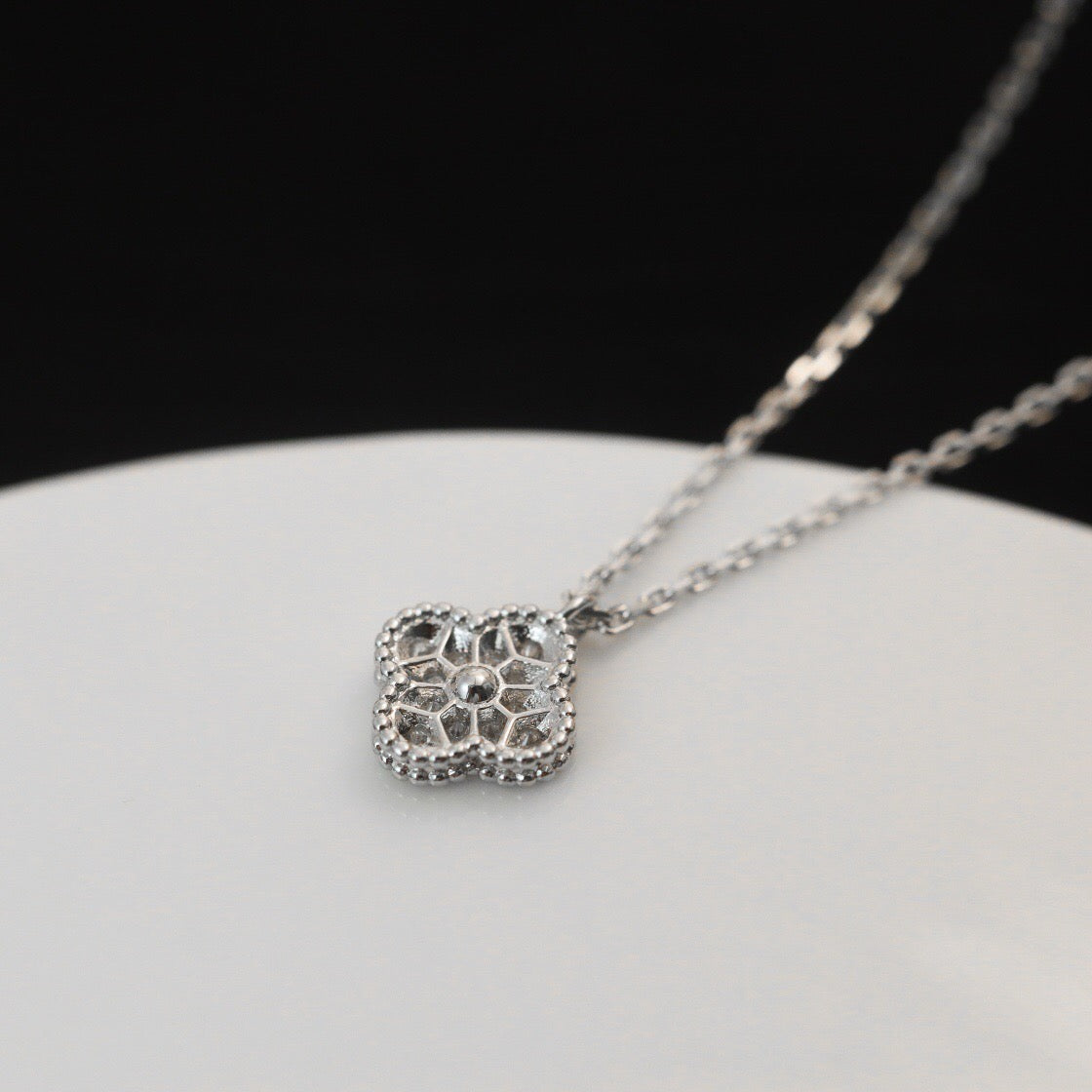⭐Miroze CLOVER MINI 9.5MM PENDANT DIAMOND NECKLACE