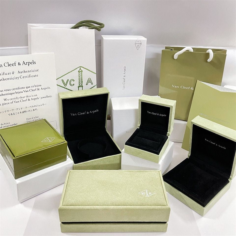 ⭐Miroze VA CLOVER BRACELET NECKLACE RING BOX GIFT BAG