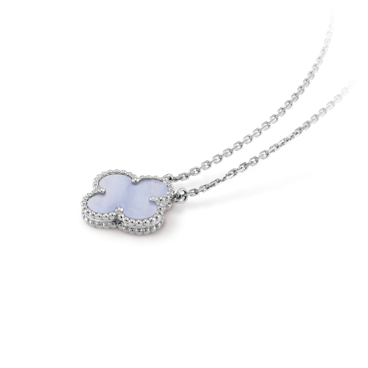 ⭐Miroze CLOVER 15MM BLUE CHALCEDONY NECKLACE SILVER