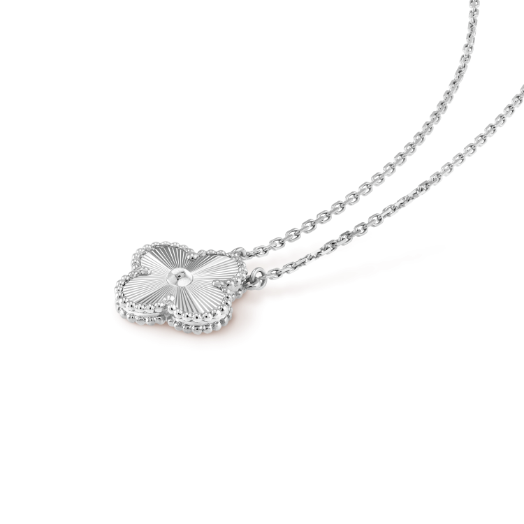⭐Miroze CLOVER 15MM LASER NECKLACE SILVER