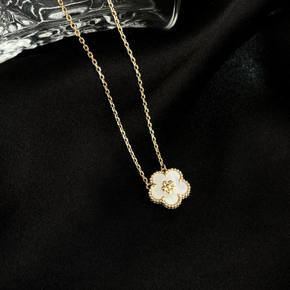 [⭐Miroze]LUCKY  WHITE MOP  PLUM BLOSSOM NECKLACE