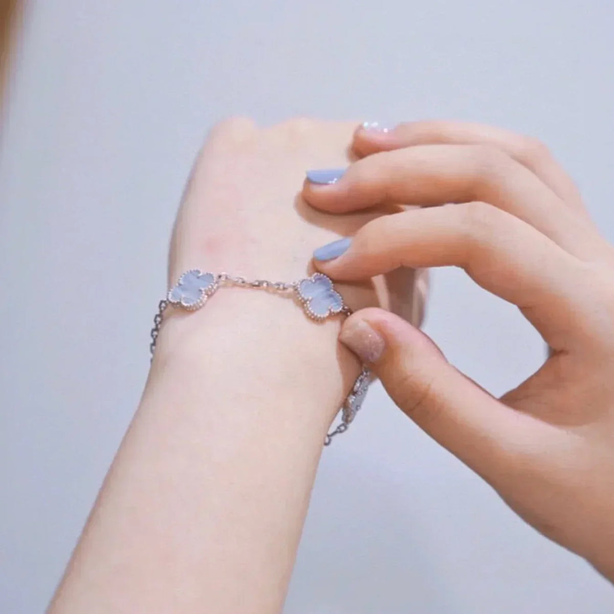 [⭐Miroze] CLOVER 5 MOTIF PURPLE CHALCEDONY BRACELET COLLECTION