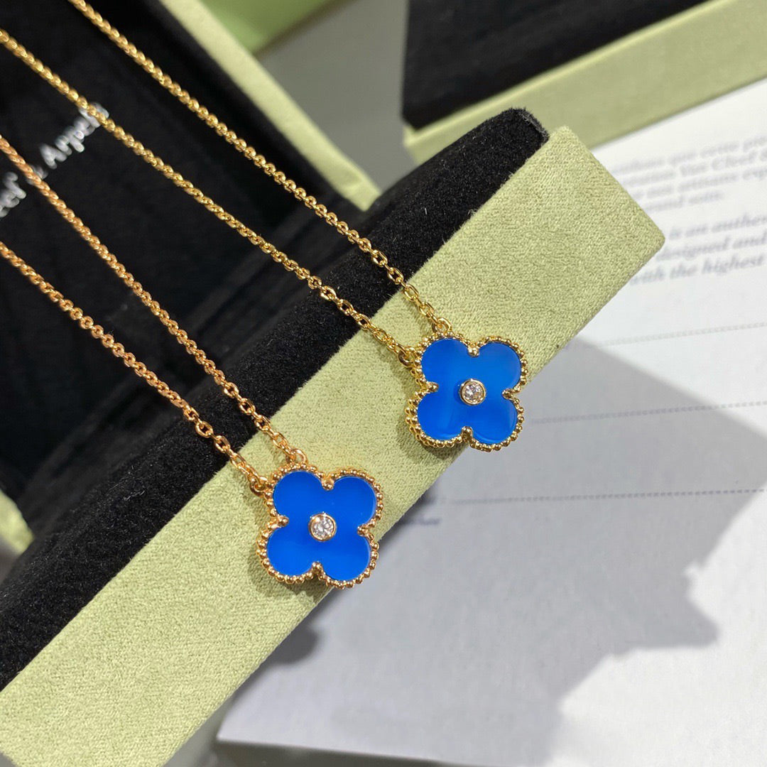 ⭐Miroze CLOVER 15MM DIAMOND AND BLUE AGATE NECKLACE