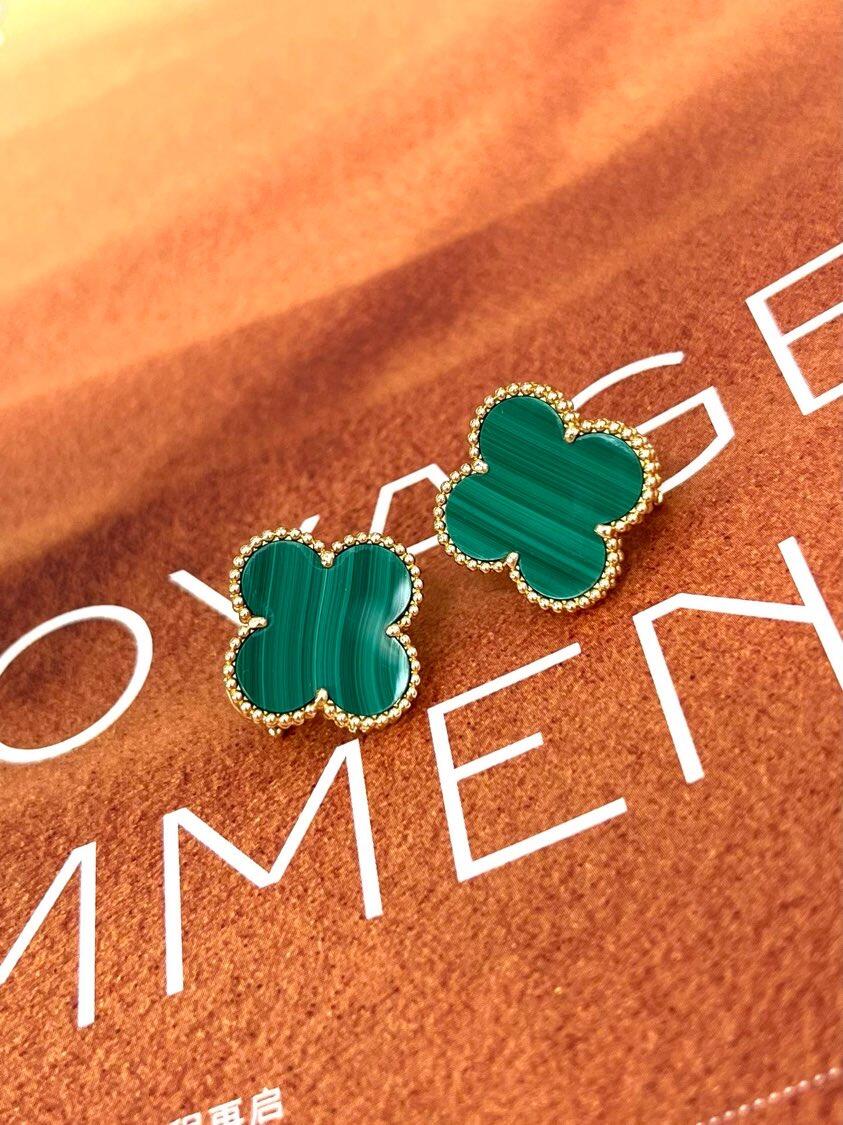 [⭐Miroze] CLOVER LARGE (20mm) 1 MOTIFS GREENER MOP STUD EARRINGS
