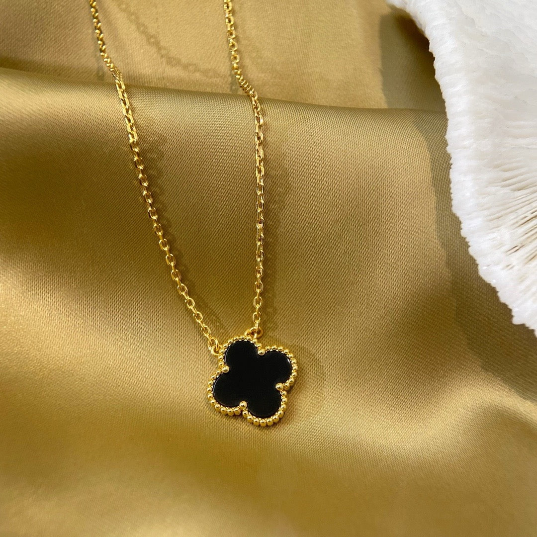 ⭐Miroze CLOVER 15MM BLACK ONYX SINGLE FLOWER NECKLACE