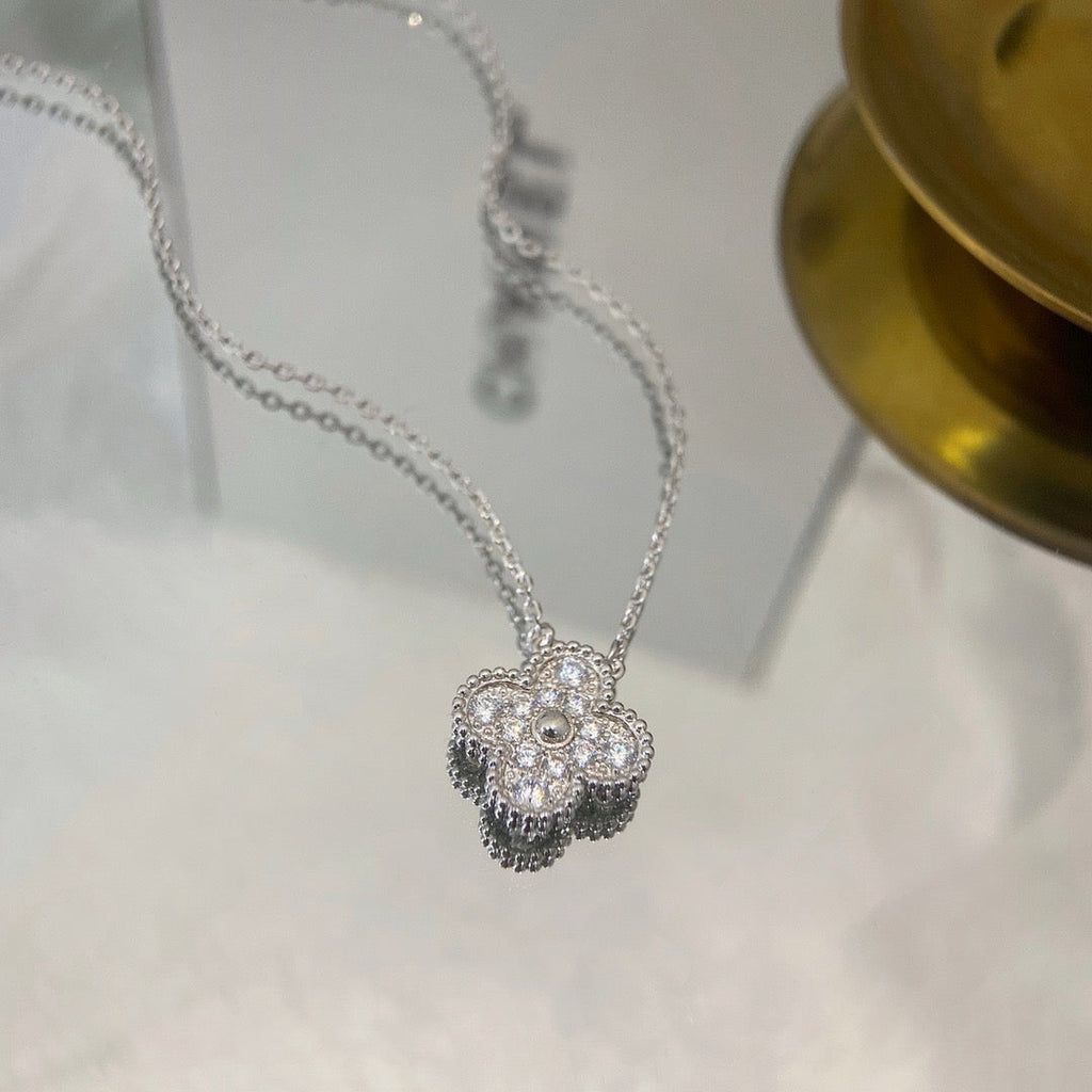 ⭐Miroze CLOVER 15MM DIAMOND SINGLE FLOWER NECKLACE