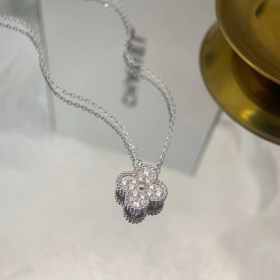 [⭐Miroze]CLOVER 15MM DIAMOND SINGLE FLOWER NECKLACE