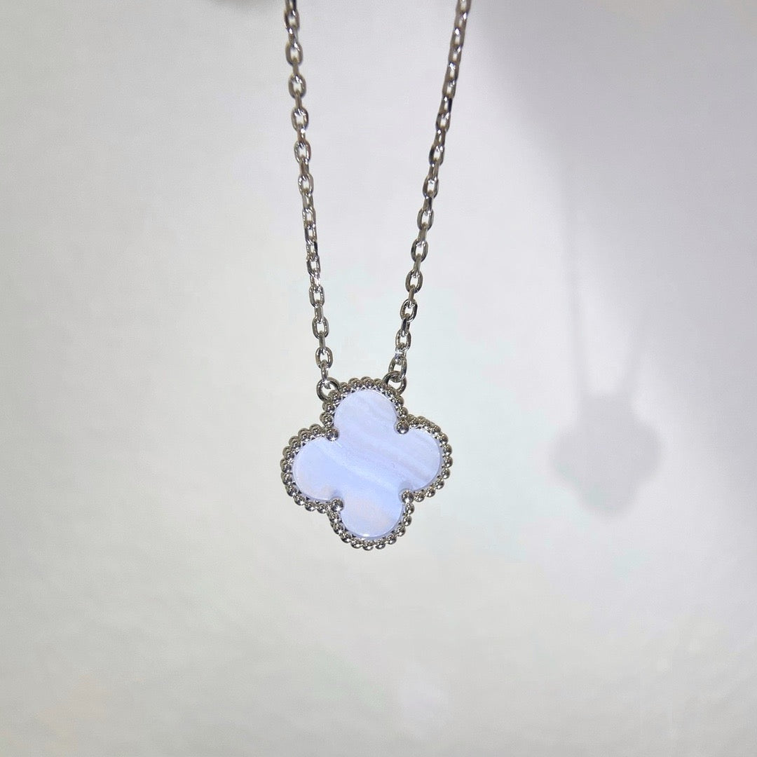 ⭐Miroze CLOVER 15MM BLUE CHALCEDONY NECKLACE SILVER