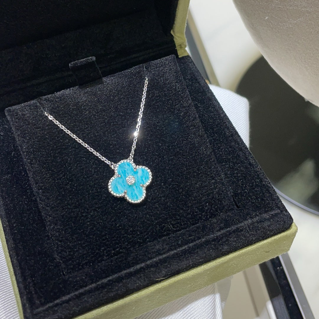 ⭐Miroze CLOVER 15MM DIAMOND SVRES PORCELAIN  NECKLACE SILVER