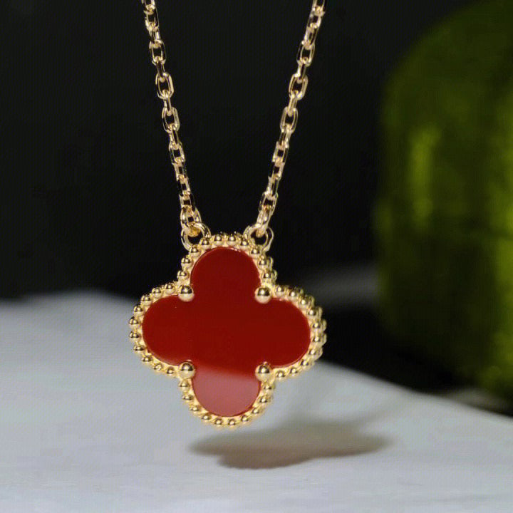 ⭐Miroze CLOVER 15MM CARNELIAN SINGLE FLOWER NECKLACE