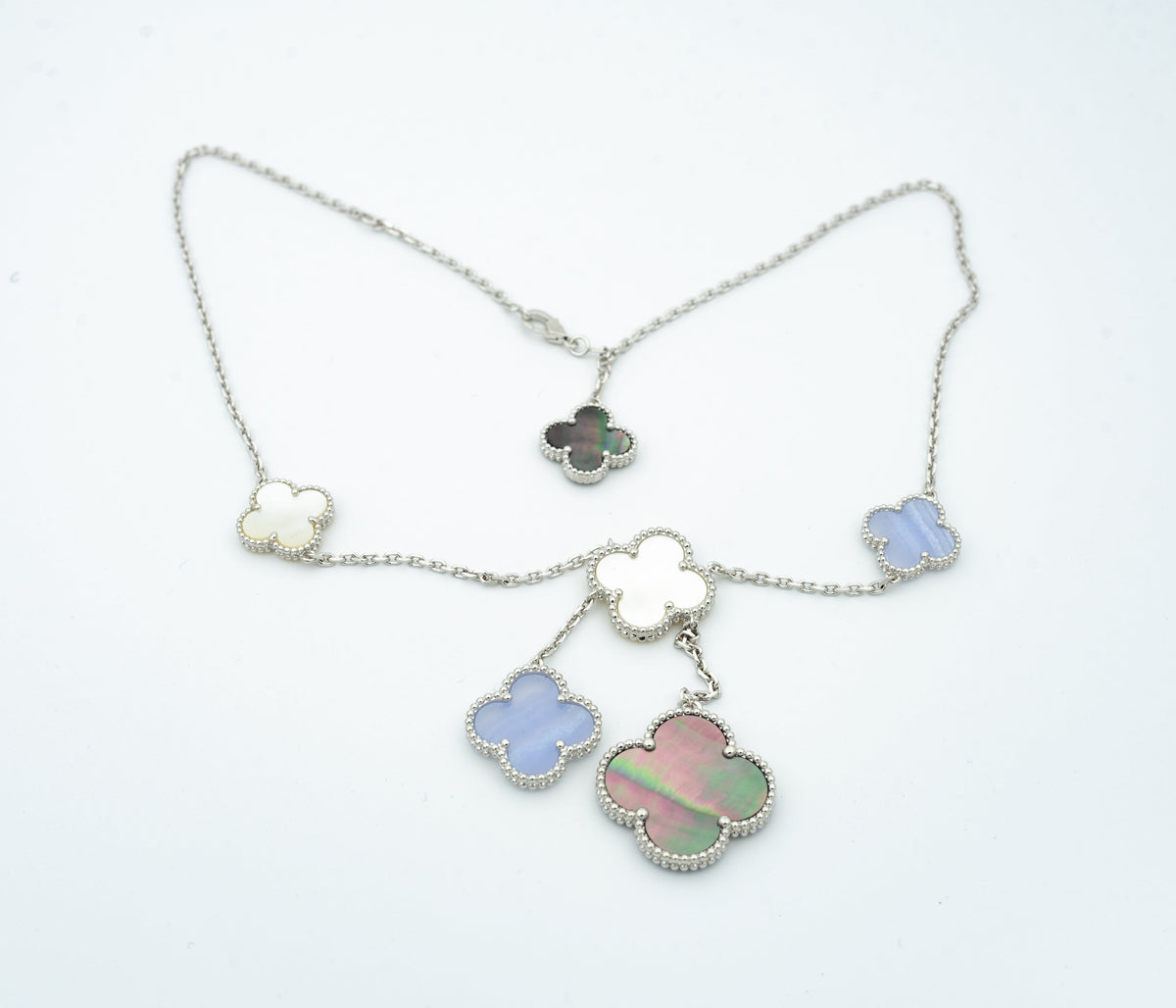 [⭐Miroze]CLOVER MOP CHALCEDONY NECKLACE SILVER 6 MOTIF