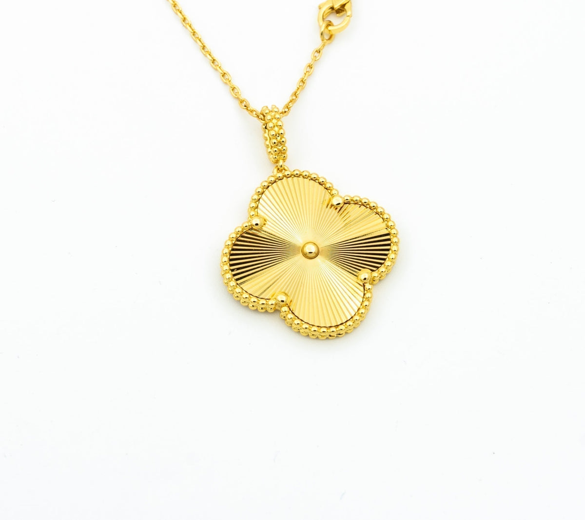 ⭐Miroze CLOVER 25MM PEDANT NECKLACE GOLD