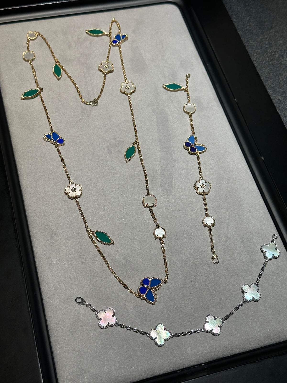 [[⭐Miroze] ] 26 NEW CLOVER 15 MOTIFS LUCKY NECKLACE