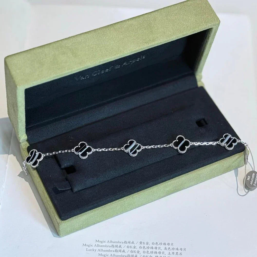 [⭐Miroze ]New  CLOVER 5 MOTIF PULSAR STONE BRACELET COLLECTION