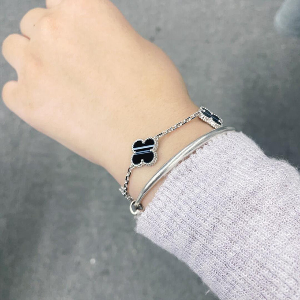 ⭐Miroze CLOVER 5 MOTIF VEINED ONYX BRACELET SILVER
