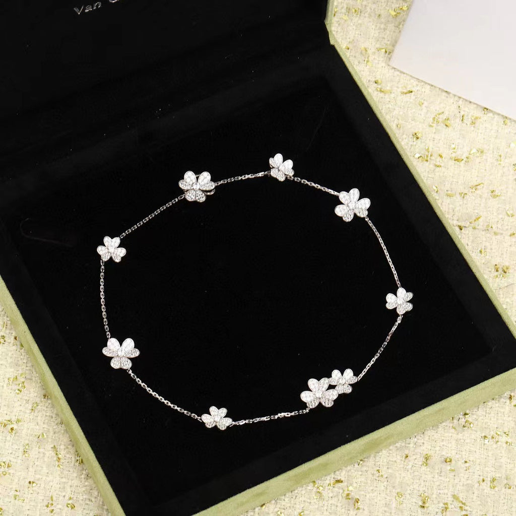 ⭐Miroze FRIVOLE SILVER 9 FLOWERS NECKLACE