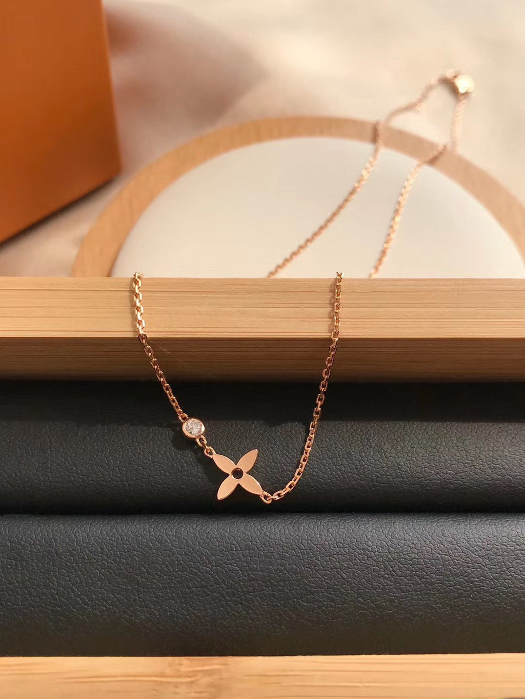 ⭐Miroze BLOSSOM PENDANT PINK GOLD AND DIAMOND